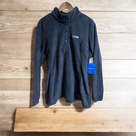 Columbia Jackets & Blazers - Columbia Sportswear Company Women’s Black Half Snap Fleece Jacket